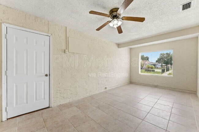 Building Photo - 6406 Axelrod Rd