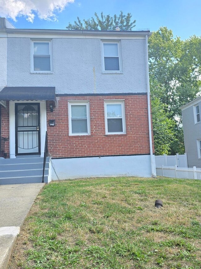 Building Photo - 5413 Belle Vista Ave