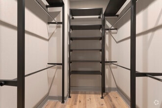 1BR, 1.5BA - 885 SF A12 - Closet - CITYSCAPE PARK