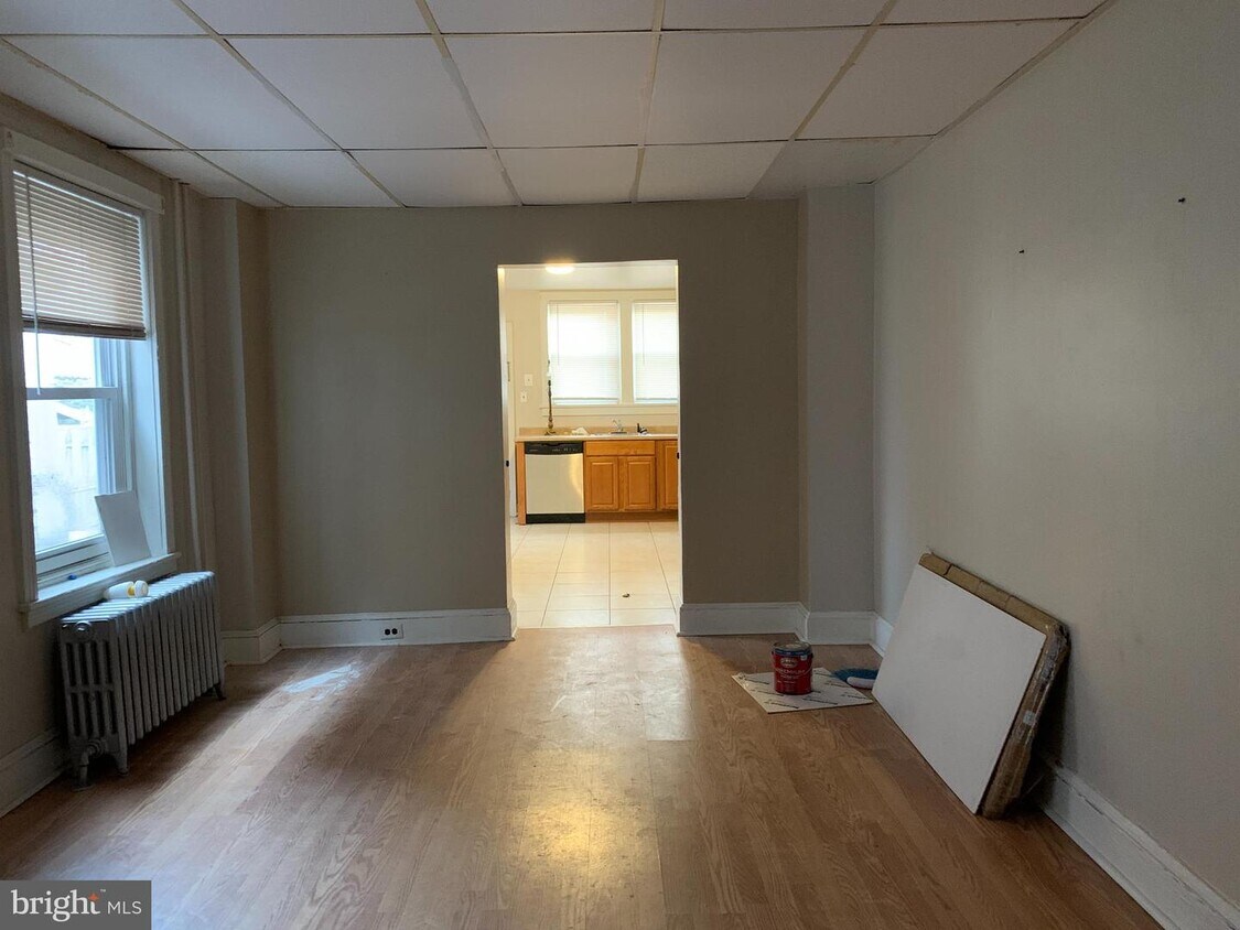 Primary Photo - 217 Cleveland St