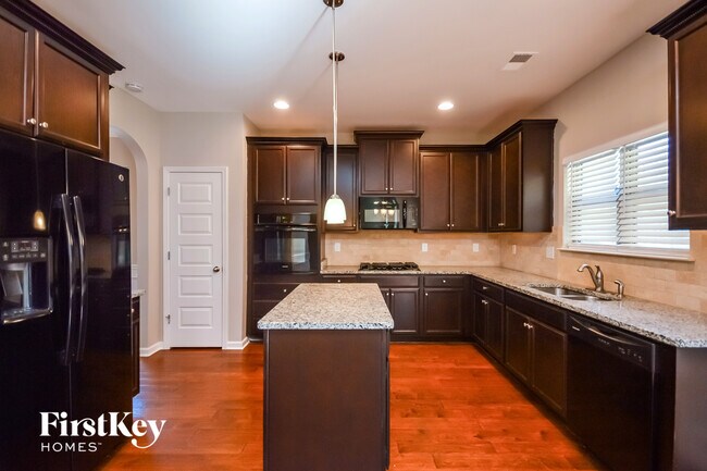 Building Photo - 1707 Carolina Pl SE