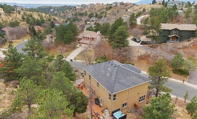 Building Photo - 7113 Oak Valley Dr