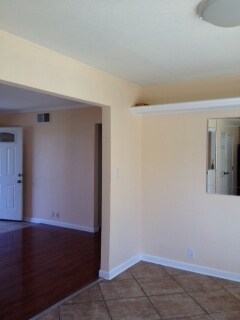 Building Photo - 8705 Shamrock Pl