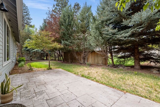 Building Photo - 345 Timber Creek Dr