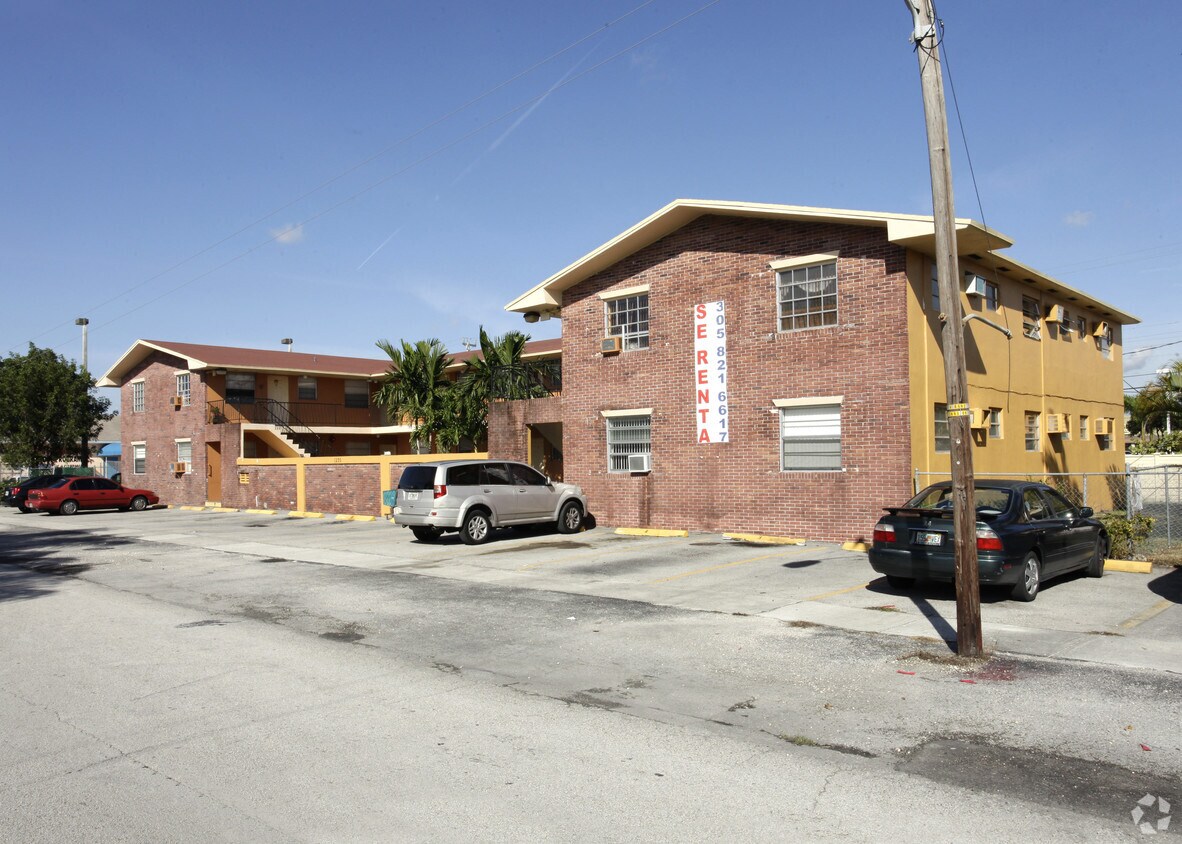 Primary Photo - 1235 W 66th St