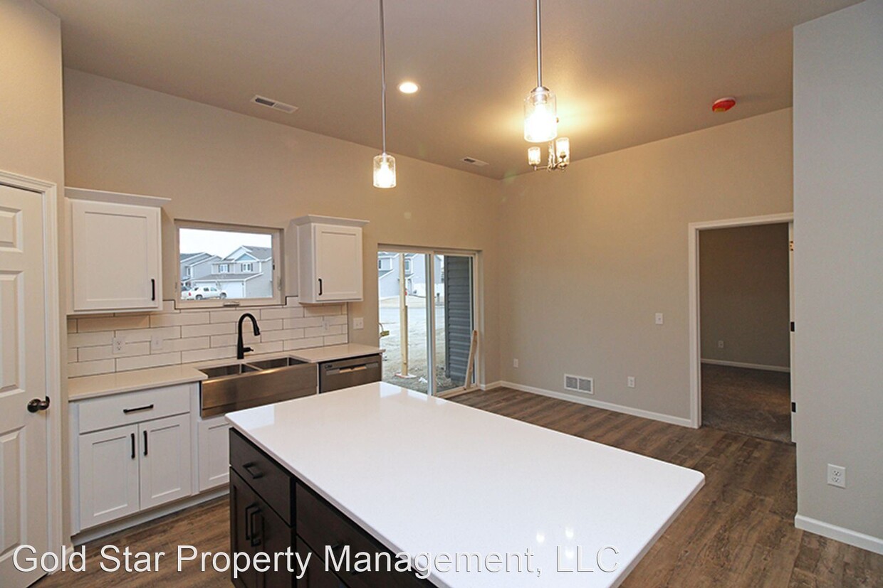 Primary Photo - 3 br, 2 bath House - 114 Kenner Loop