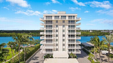 Building Photo - 375 S Beach Rd