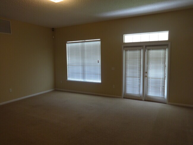 Building Photo - 1570 Elsa Drive