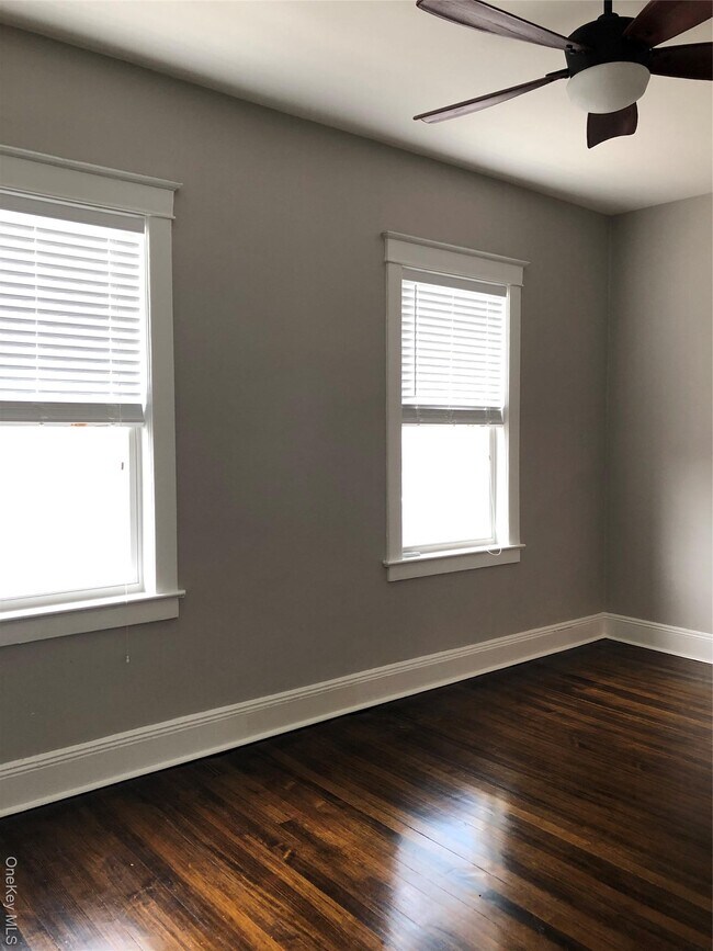 Foto del edificio - 40 Main St