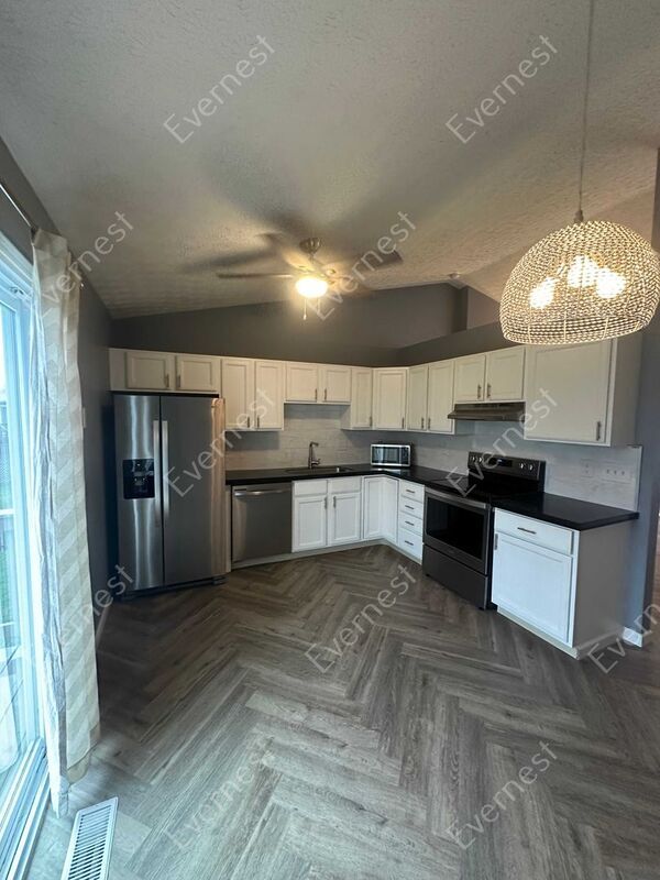 Building Photo - 4048 Brook Run Dr