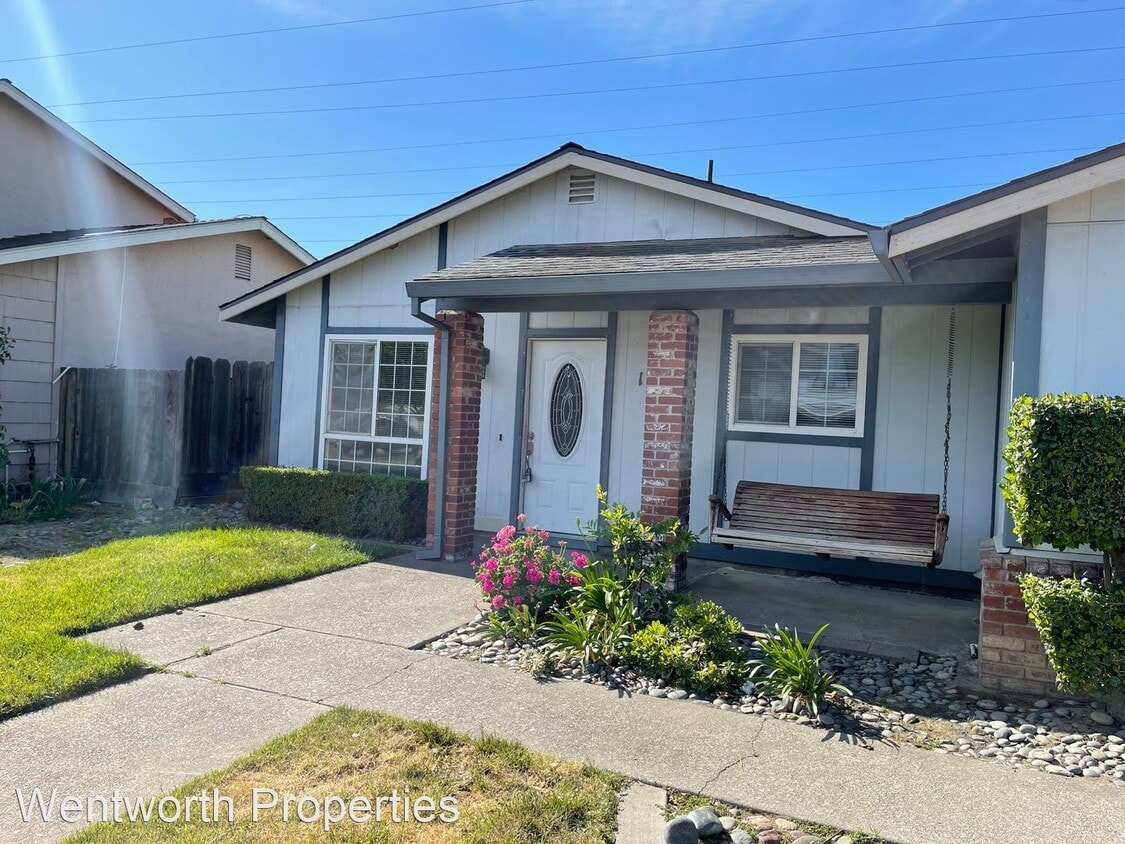 3 br, 2 bath House 1150 Palomino St House for Rent in Manteca, CA