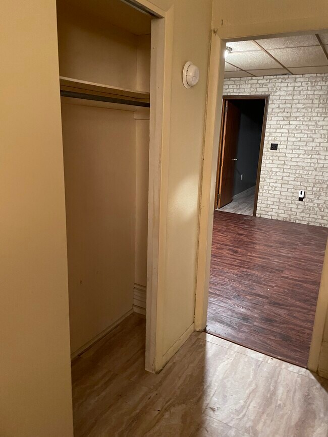 Foto del edificio - 1029 N 5th St