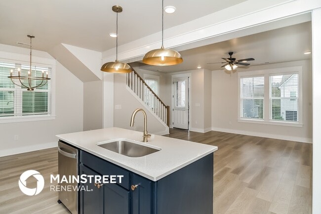 Building Photo - 228 Sounder Cir