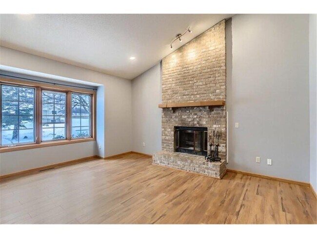 Building Photo - 3805 Westbury Ln