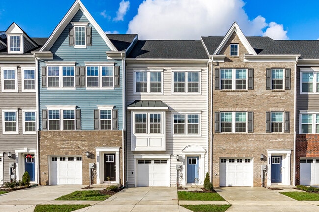 Building Photo - 2273 Marcy Dr