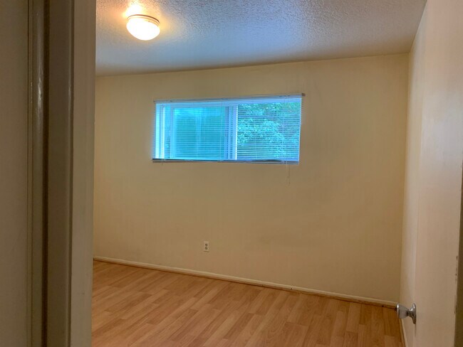 Foto del edificio - 2830 SW Sam Jackson Park Rd