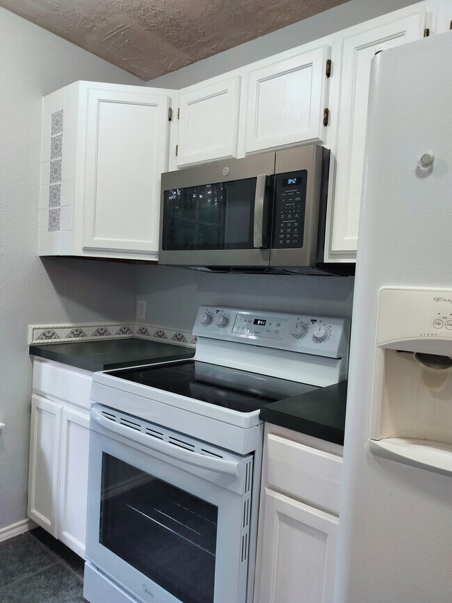 Foto del edificio - 35 Dellforest Ct