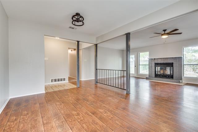 Building Photo - 4401 Woodhill Dr