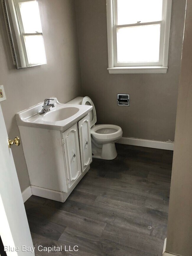 Foto del edificio - 2 br, 1 bath House - 1921 Howden St