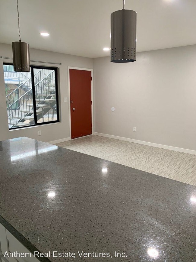 Foto del edificio - 9953 San Juan St