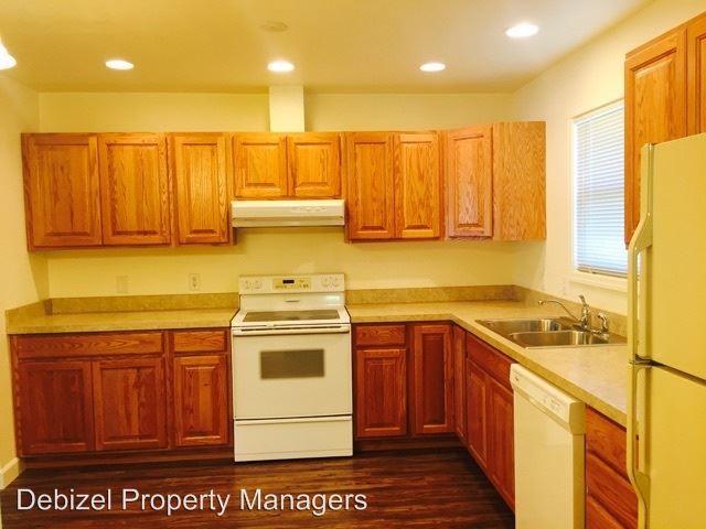 Building Photo - 2 br, 1 bath Apartment - 1338 Cottonwood