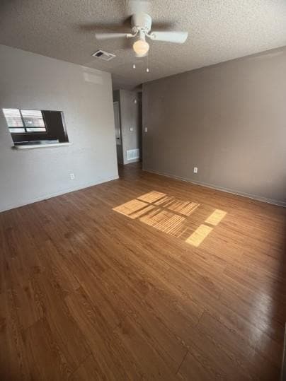 Building Photo - 139 Elm St