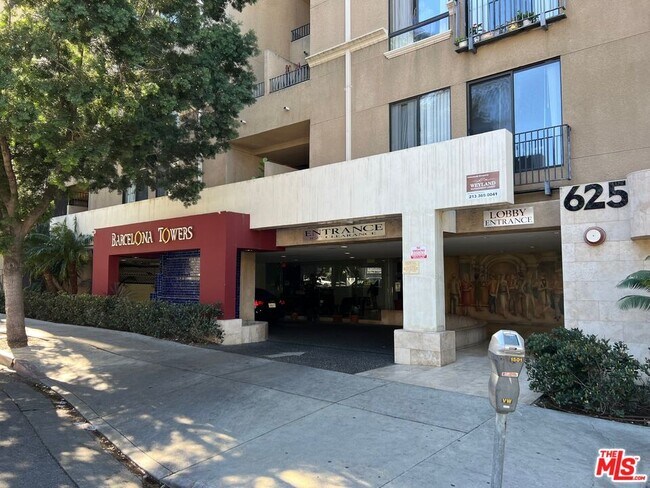 Foto del edificio - 625 S Berendo St