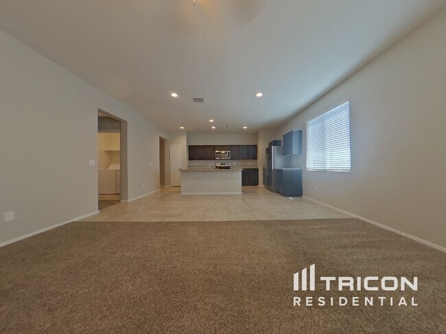 Foto del edificio - 31043 W Mitchell Dr