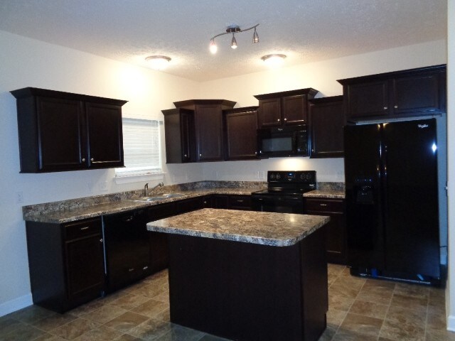 Foto del edificio - 908 Cabernet Trl