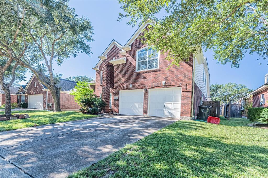 Foto del edificio - 1215 Wildewood Ct