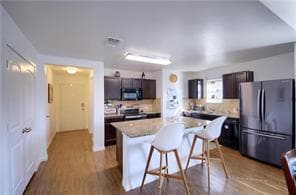 Foto del edificio - 12005 Riparian Rd