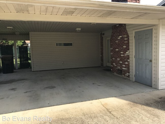 Building Photo - 4 br, 2 bath House - 309 Gunter Ct