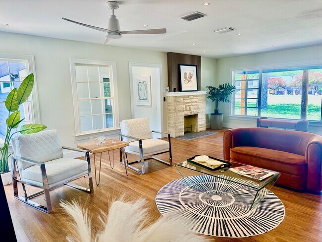 Foto del edificio - 4406 Airport Blvd