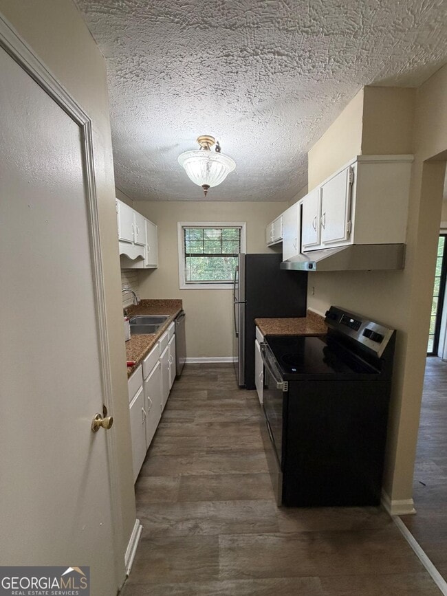 Foto del edificio - 4682 Big Valley Ct