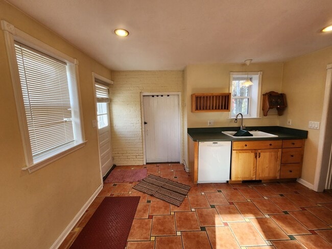 Foto del edificio - Large and Beautiful Farm House in Quiet Area