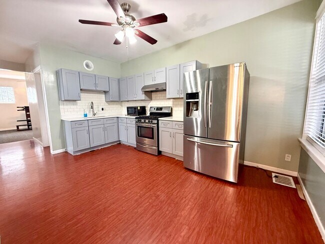 Foto del edificio - 3328 S Morgan St