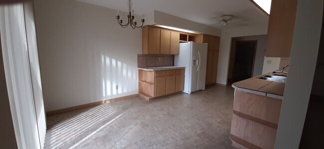 Foto del edificio - 204 Snead Dr