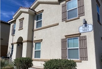 Building Photo - 1051 Admiral Emblem St