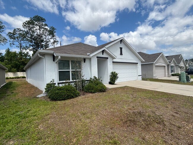 Building Photo - Greystone Hills - 3/2/2 ***Won't Last***