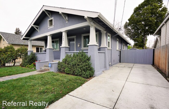 Building Photo - 3 br, 2 bath House - 764 Willis Ave.