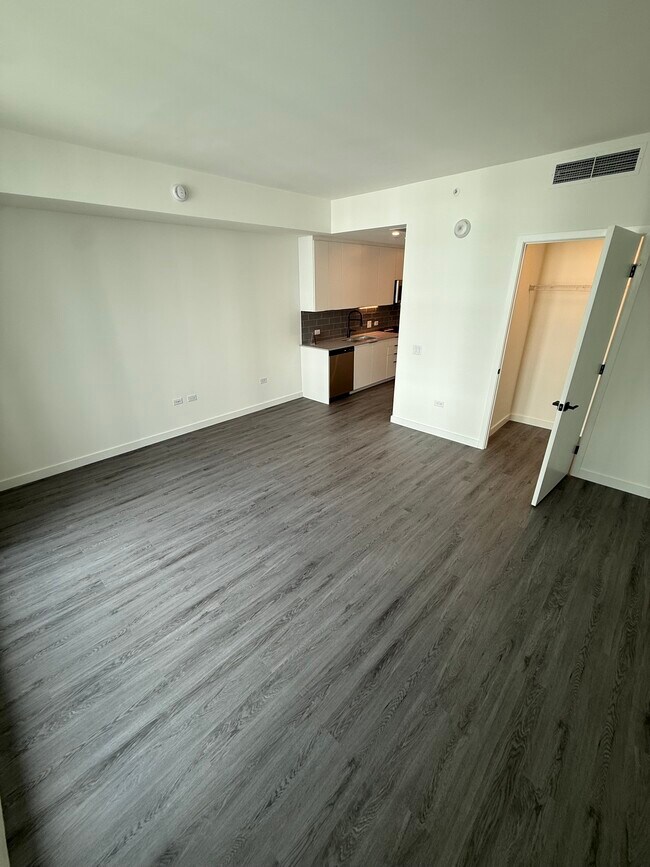 Foto del edificio - 36 NW 32nd St