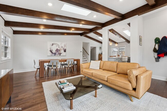 Foto del edificio - 1181 Sherwood Rd