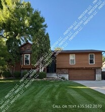 Building Photo - 586 4000 S