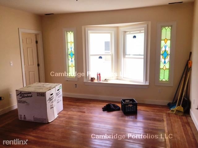 Primary Photo - 15 Willard Ave