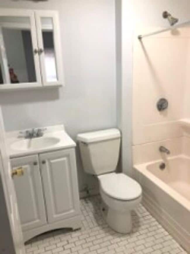 Photo - 4 Bed Apt. - East Cambridge - 9/1
