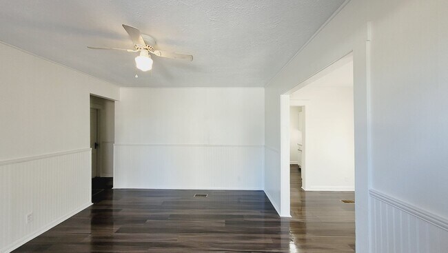 Foto del edificio - 3 Bedroom, 1 bathroom Home for Rent in Pla...