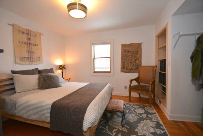 Foto del edificio - 3427 Pleasant Ave