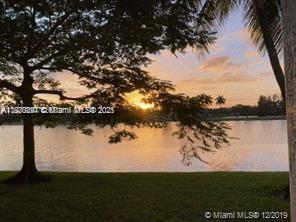 Foto principal - 751 SW 148th Ave