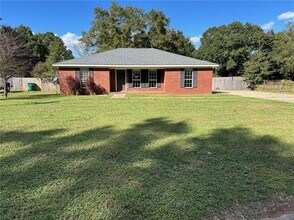 Building Photo - 7750 Smith Rd Building Photo - 7750 Smith Rd