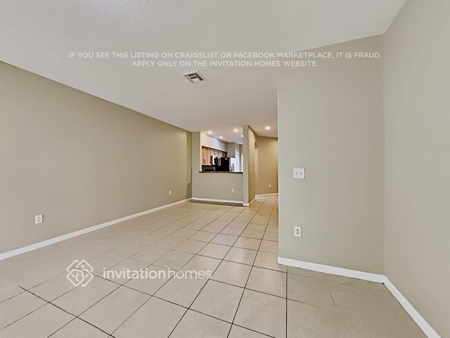 Building Photo - 2518 SW 83rd Terrace